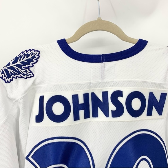 NHL Starter Jersey Vintage Size Medium Toronto Maple Leafs Mike Johnson 20 White - Picture 9 of 12